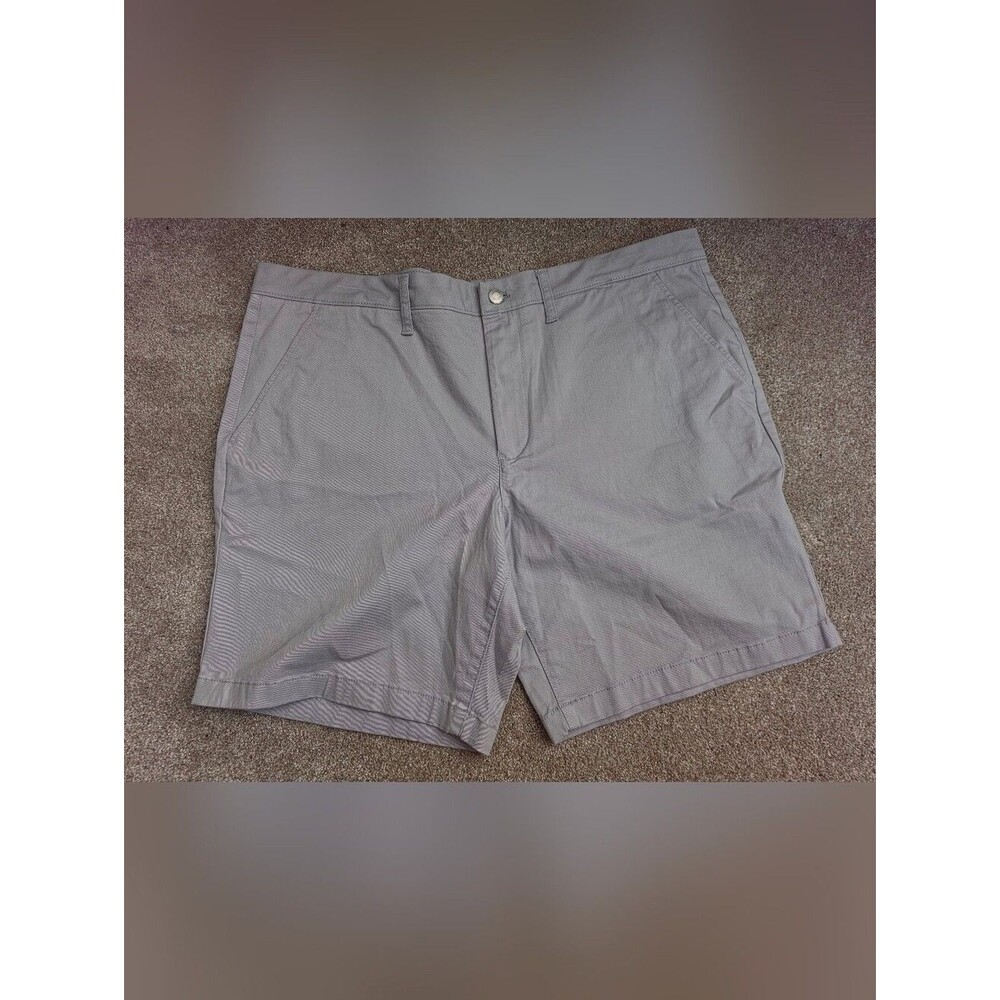 Men's Gray Cargo Shorts - Classic Everyday Style